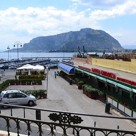 Mondello Holidays Camera foto